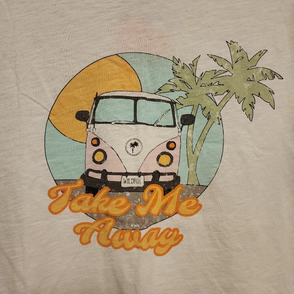 Wildfox "Take me away" graphic t-shirt size large